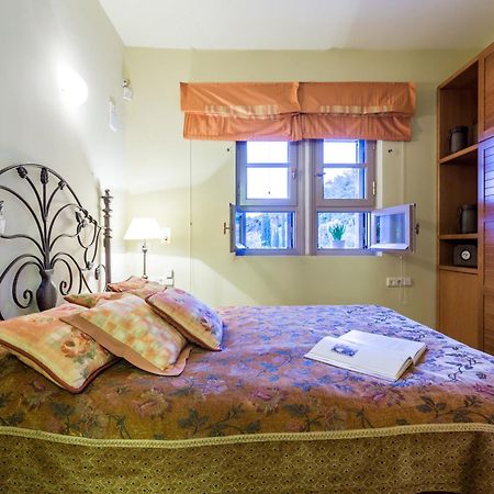 Elia Junior Suite In Epidavros With Shared Pool Nea Epidavros Buitenkant foto