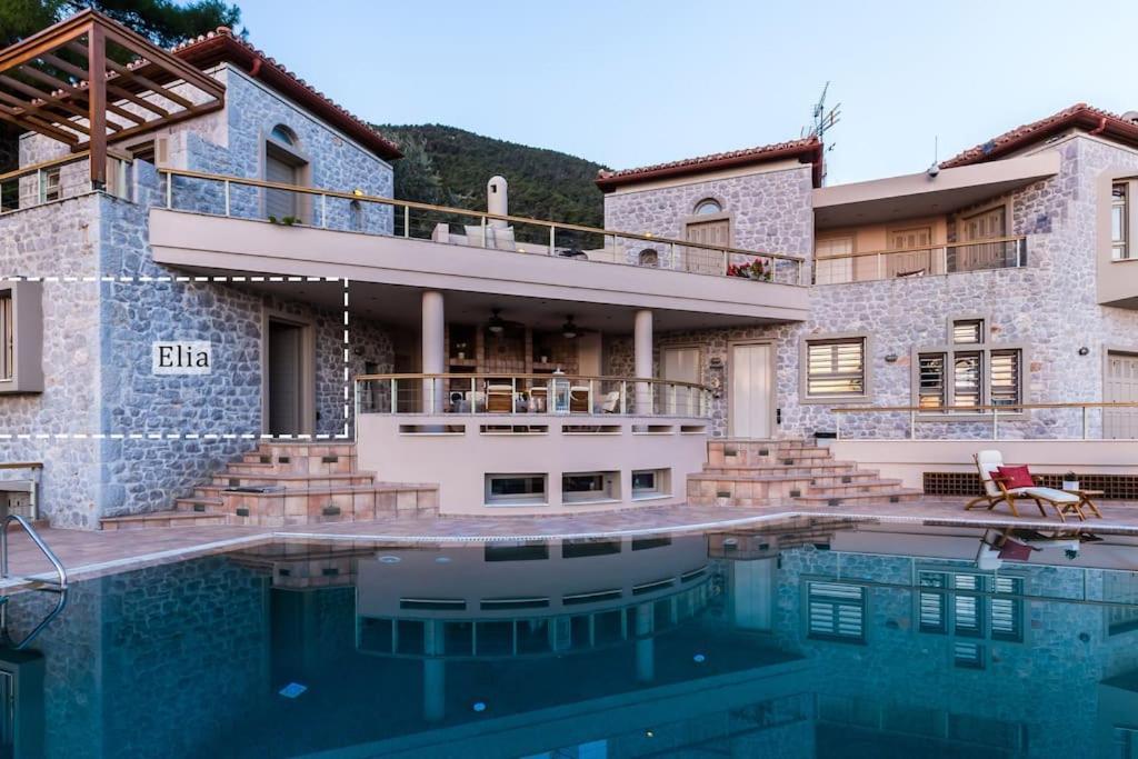 Elia Junior Suite In Epidavros With Shared Pool Nea Epidavros Buitenkant foto